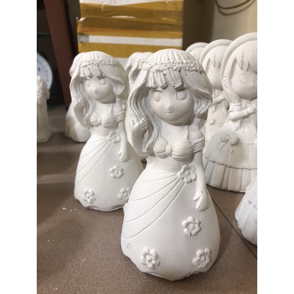 TƯỢNG TÔ MÀU CÔNG CHÚA CHO BÉ