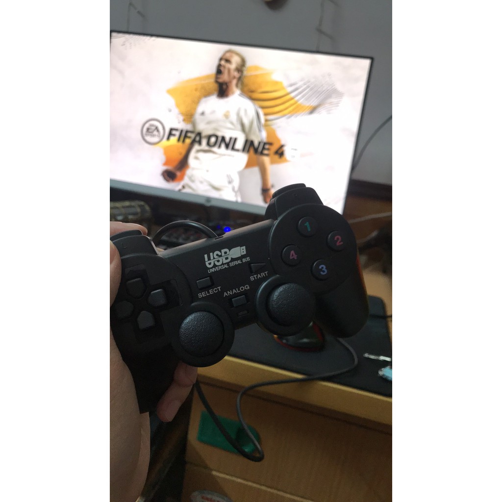 Tay cầm chơi game cho PC/Laptop cổng USB đen (có gạt Analog và có rung) Xgamingstore - dc2538