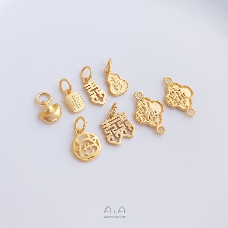 [Little Blu] Mặt Dây Chuyền Đôi Hình Nhân Vật Hai Mặt Chữ Happy Fu Mạ Vàng Cát Màu Sắc Mạnh Mẽ Phong Cách Việt Nam