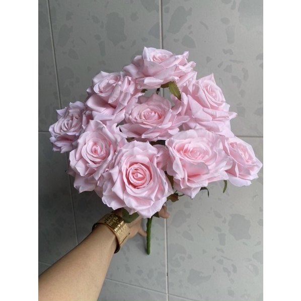 Bụi hoa hồng lớn 9 bông chất vải đẹp