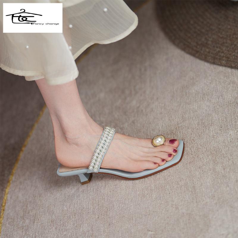 Sandal Mùa Hè 2022 Gót Vừa Quai Da Đính Hạt Ngọc Trai Phong Cách Pháp Cho Nữ