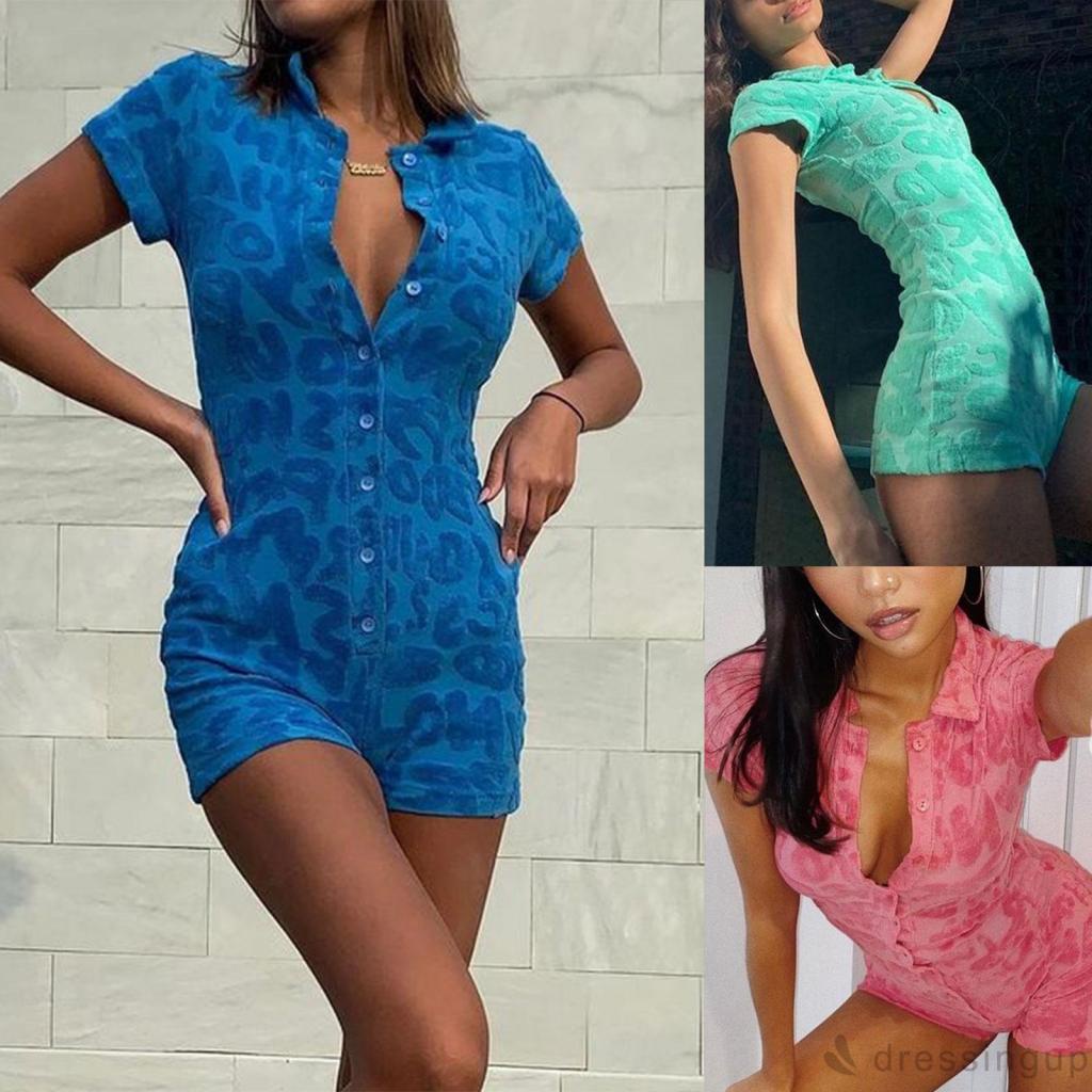 Bộ Áo Liền Quần Tay Ngắn Cổ Bẻ In Chữ Cài Nút Phía Trước Cho Nữ