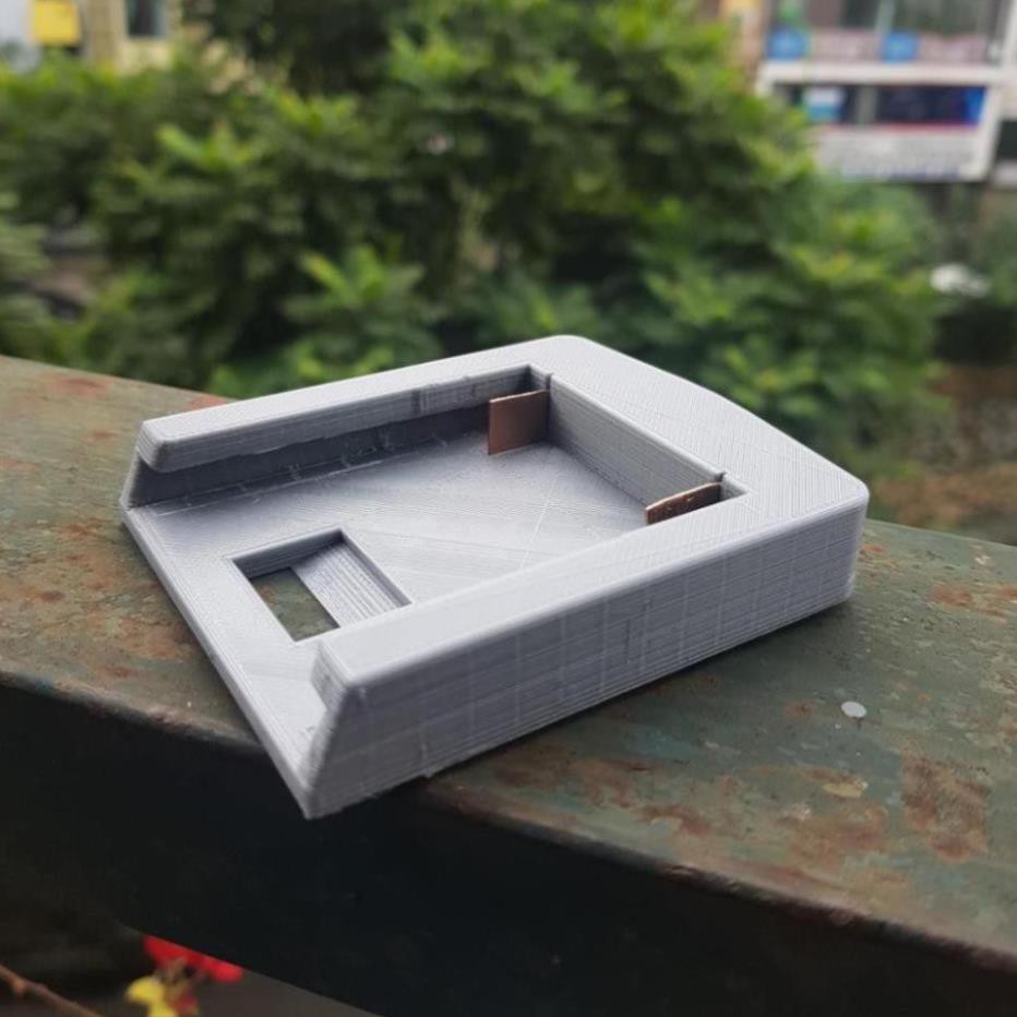 Đế pin Bosch 18V có tiếp điểm