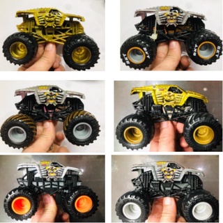 Xe Monster Jam mã Max-D nhiều mẫu của hãng Spin master