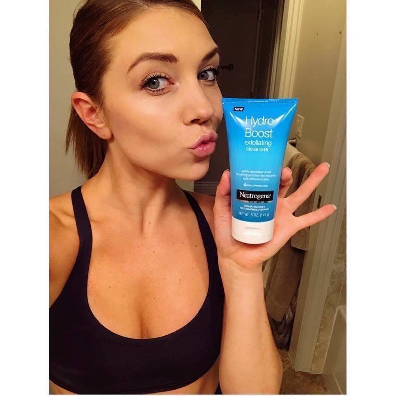 SỮA RỬA MẶT CẤP ẨM TẨY TẾ BÀO CHẾT NEUTROGENA HYDRO BOOST EXFOLIATING CLEANSER