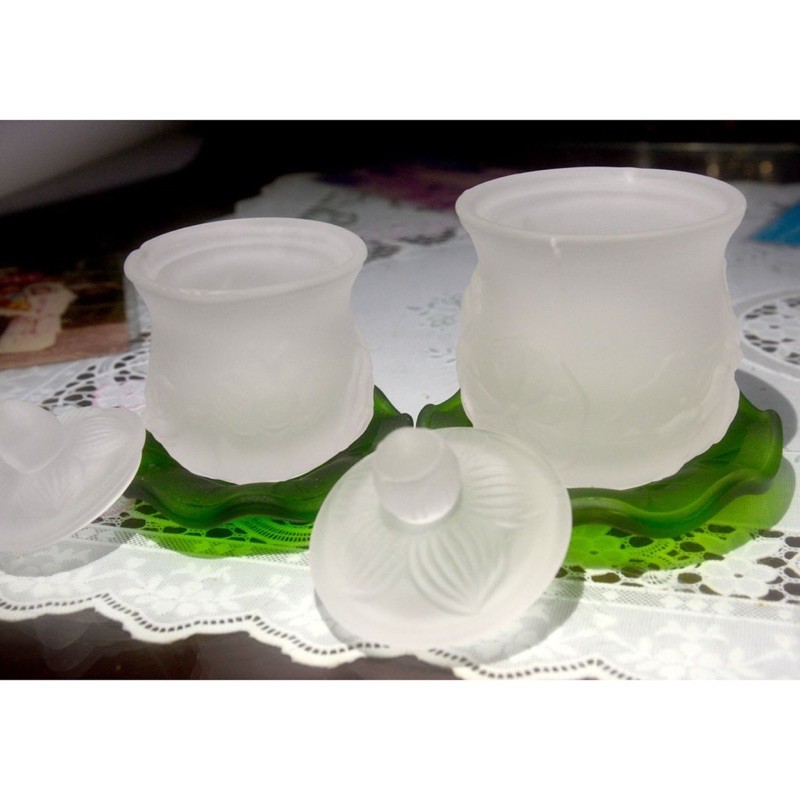 Ly nước thờ cúng