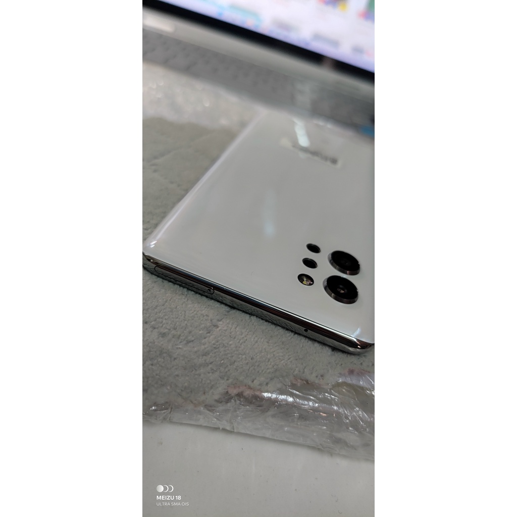 Điện thoại LG Q92 5G màu trắng