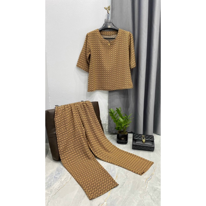 Bộ Lụa Tay Lỡ Quần Dài Hàng Thiết Kế Cao Cấp Bộ Đồ Trung Niên Cho Mẹ Cho Bà Thu Đông
