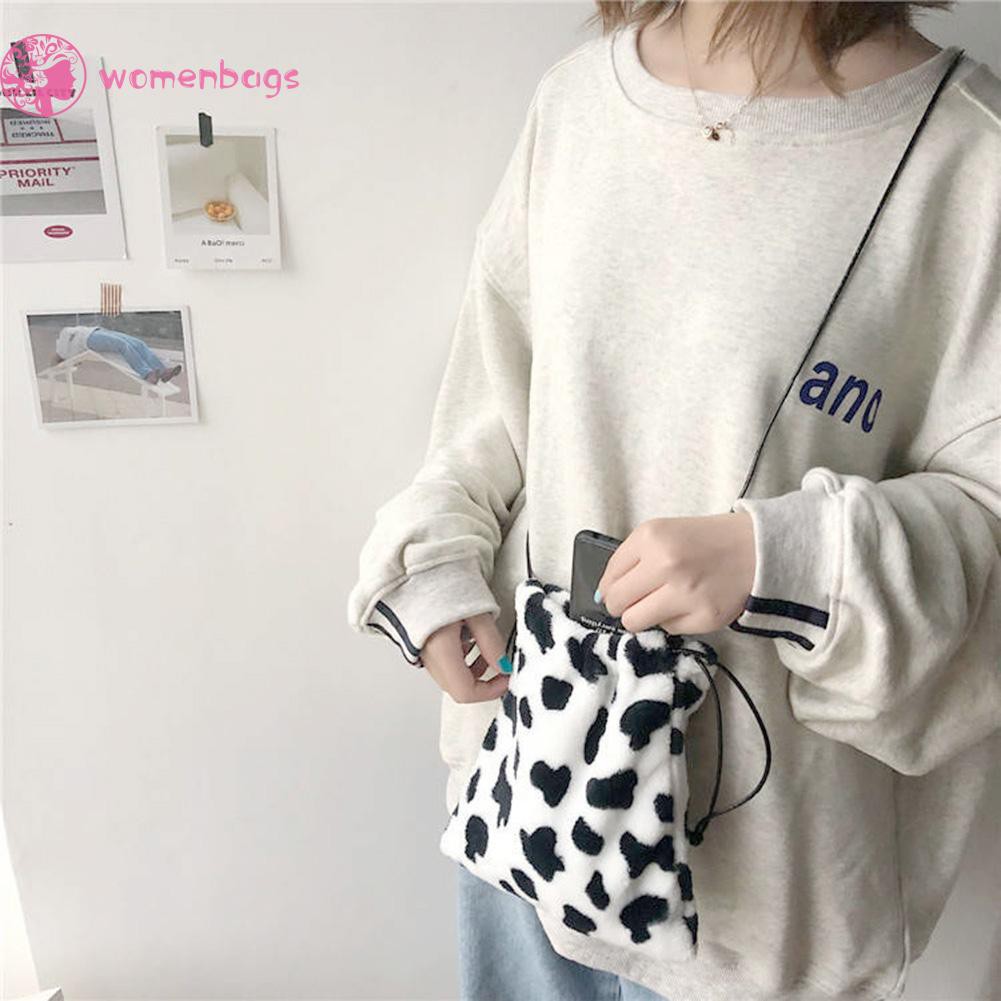 Túi đeo chéo Dây Rút Hoạ Tiết Bò Sữa | BigBuy360 - bigbuy360.vn