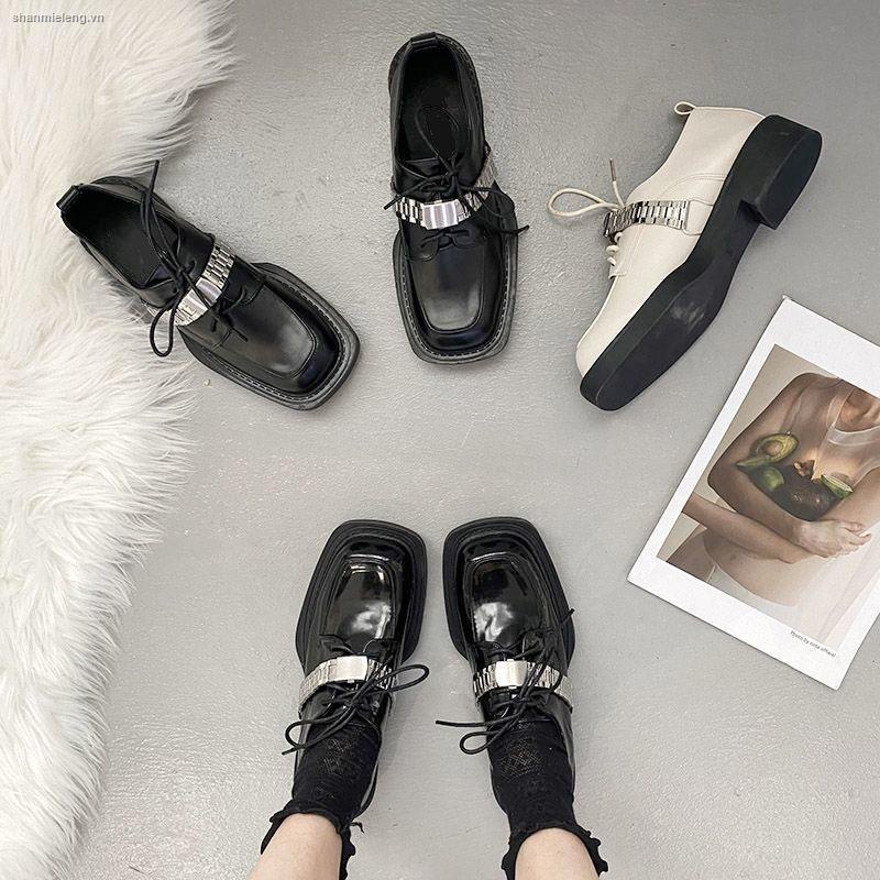 Giày da đế dày phong cách Anh Quốc 2012 sành điệu dành cho nữ