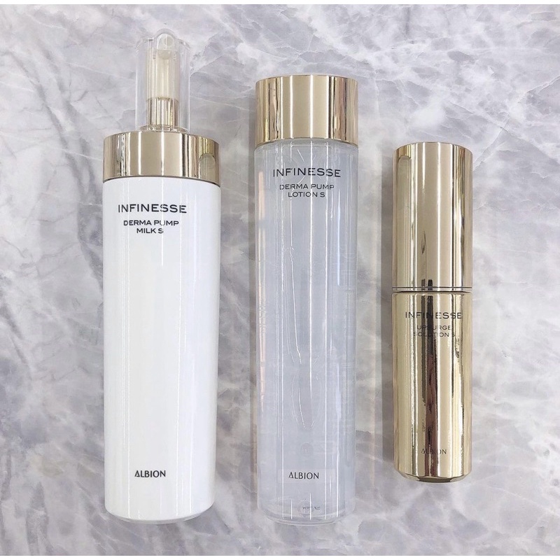 Sữa xoay Infinesse cung cấp ẩm và trẻ hoá