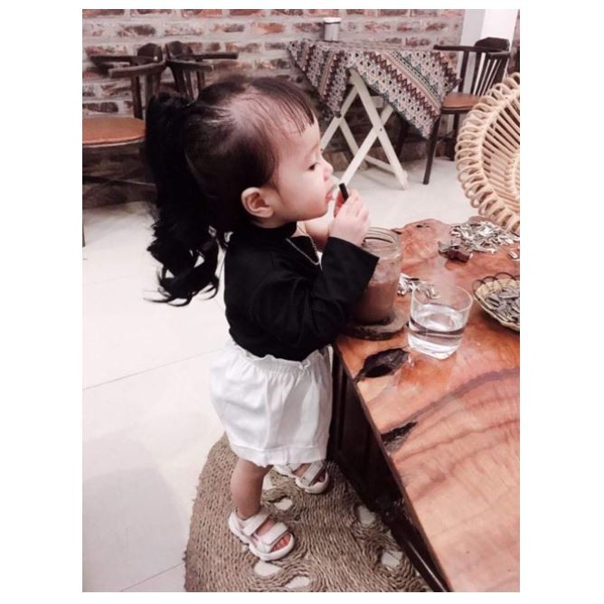 Ngoạm tóc giả cực xinh cho bé