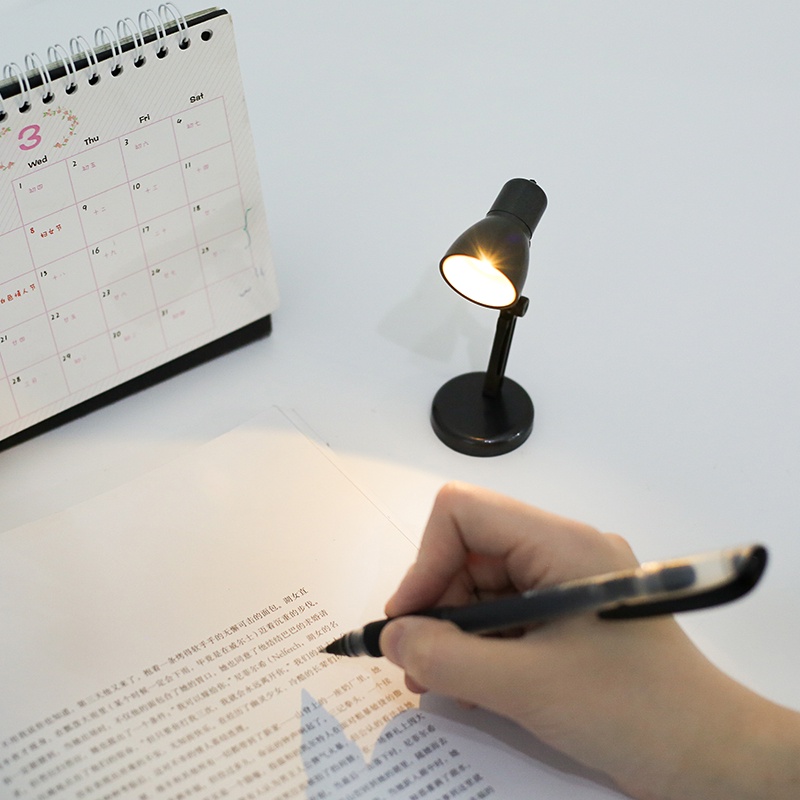 Đèn LED Để Bàn Mini Đa Năng Có Thể Gấp Gọn Tiện Dụng