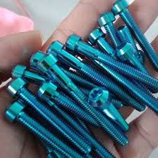 Ốc titan GR5 đầu trụ 8li.. xanh LUC BẢO