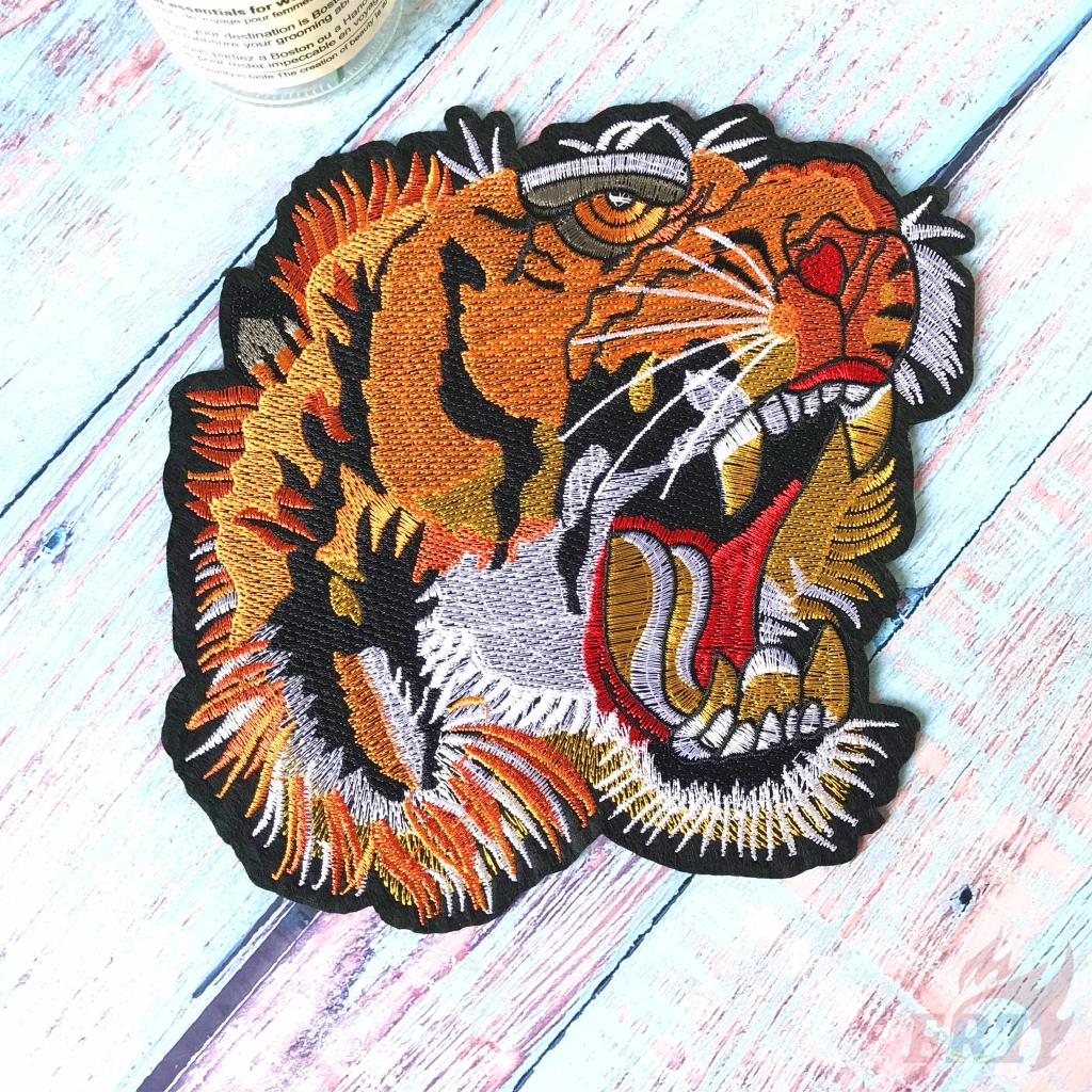 Miếng dán ủi quần áo hình đầu hổ size L 06131