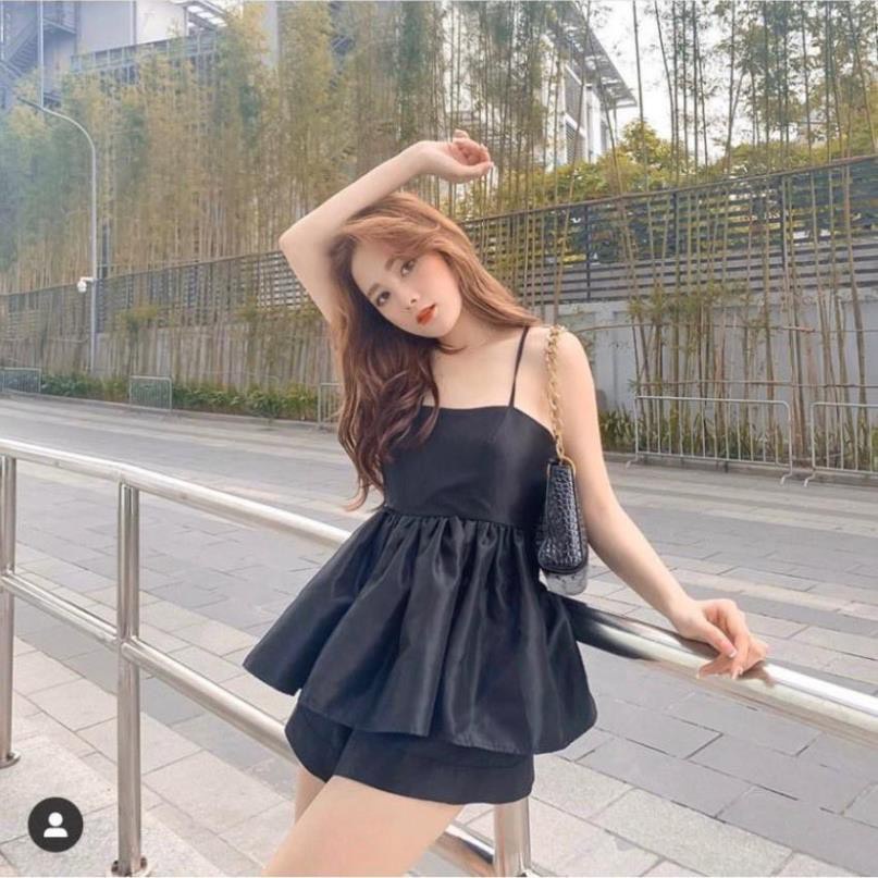 Sét bộ thời trang nữ mặc đi chơi chất lụa bóng có mút 2 dây đan sau lưng xoè dễ thương màu đen