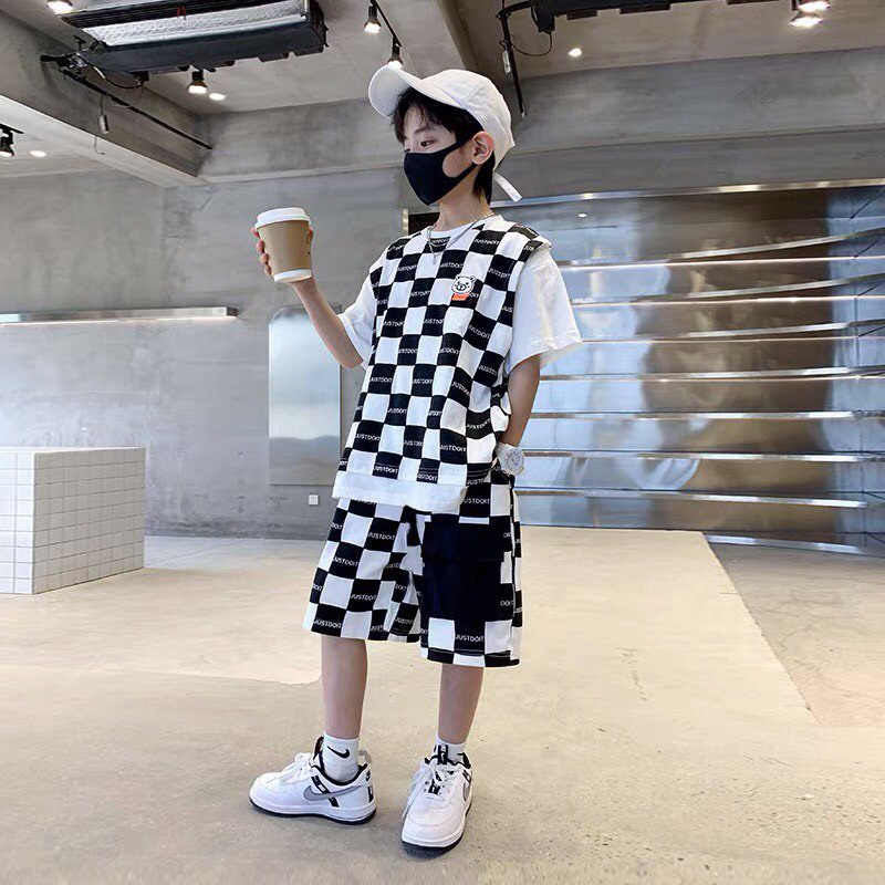 Bộ đồ bé trai Con Xinh cotton hình in Gấu ô vuông JUSTDOIT, thời trang dành cho trẻ em từ 4 đến 10 tuổi