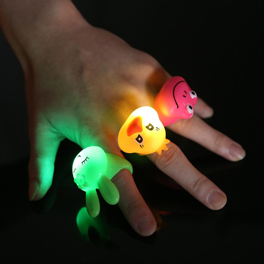 Taylor1 Nhẫn Đeo Tay Có Đèn LED Phát Sáng Trong Bóng Tối Cho Bé