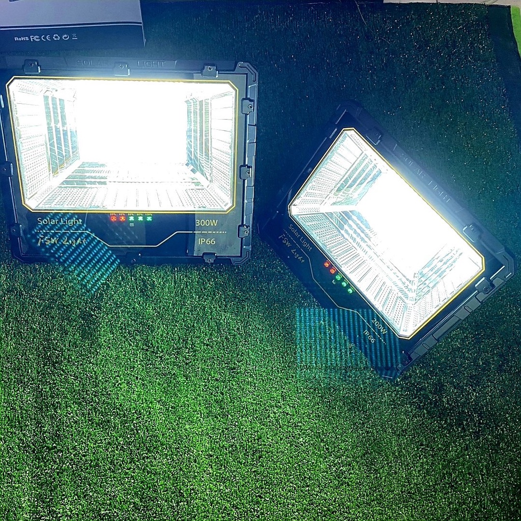 ĐÈN PHA NĂNG LƯỢNG MẶT TRỜI FSW 100W/200W/300W/400W