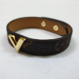 Vòng tay da lv cực chất m09