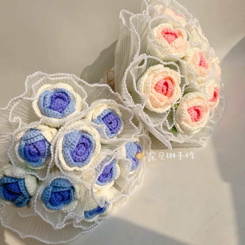 LẺ 1 hoa hồng móc bằng len kèm túi +đèn led xinh xắn làm quà tặng