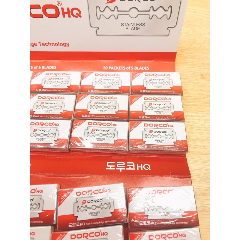 Hộp lưỡi lam DORCO HQ màu đỏ