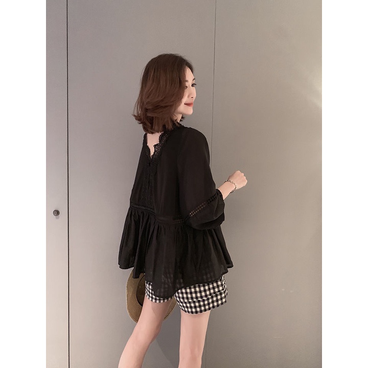 Áo Kiểu Tay Phồng Cổ Chữ V Phối Ren Lưới Thời Trang Mùa Hè 2022 Hàng Mới Phong Cách Châu Âu Dành Cho Bạn Nữ