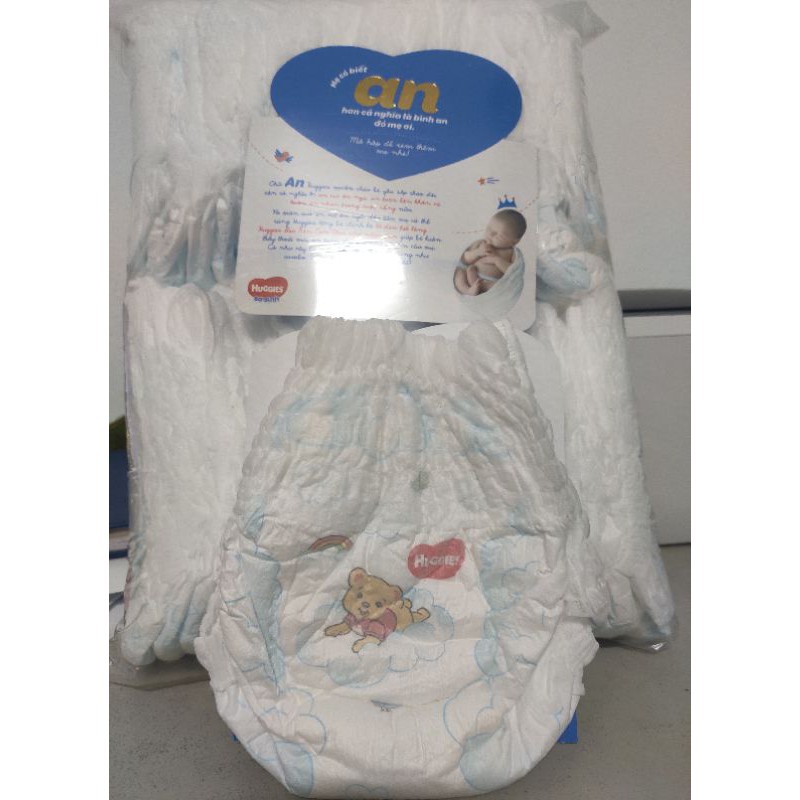 Tã bỉm quần huggies sơ sinh size S 100 miếng cho bé 4-7kg mẫu mới