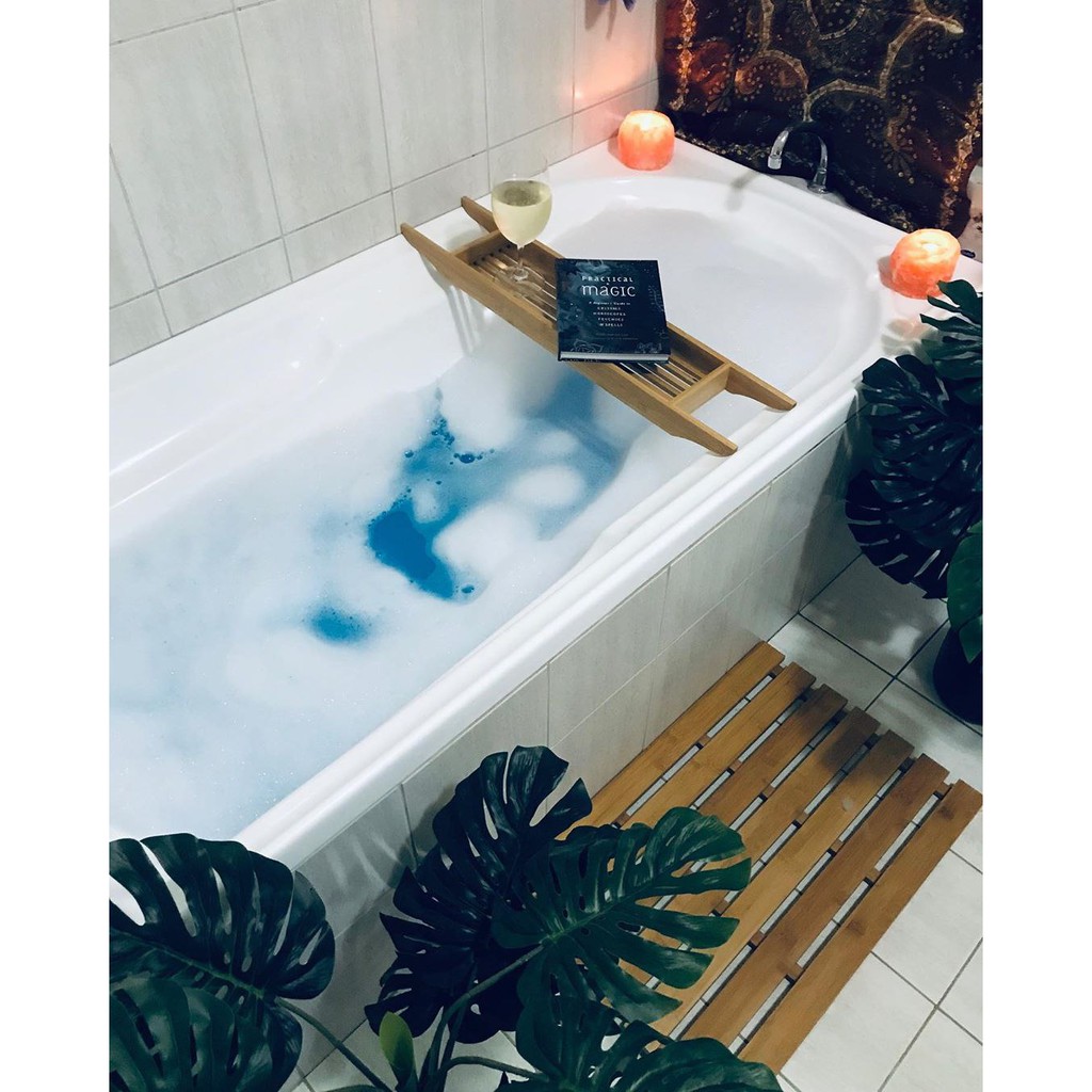 Bánh tạo bọt tắm LUSH - Blue Skies and Fluffy White Clouds Bubble Bar | BigBuy360 - bigbuy360.vn