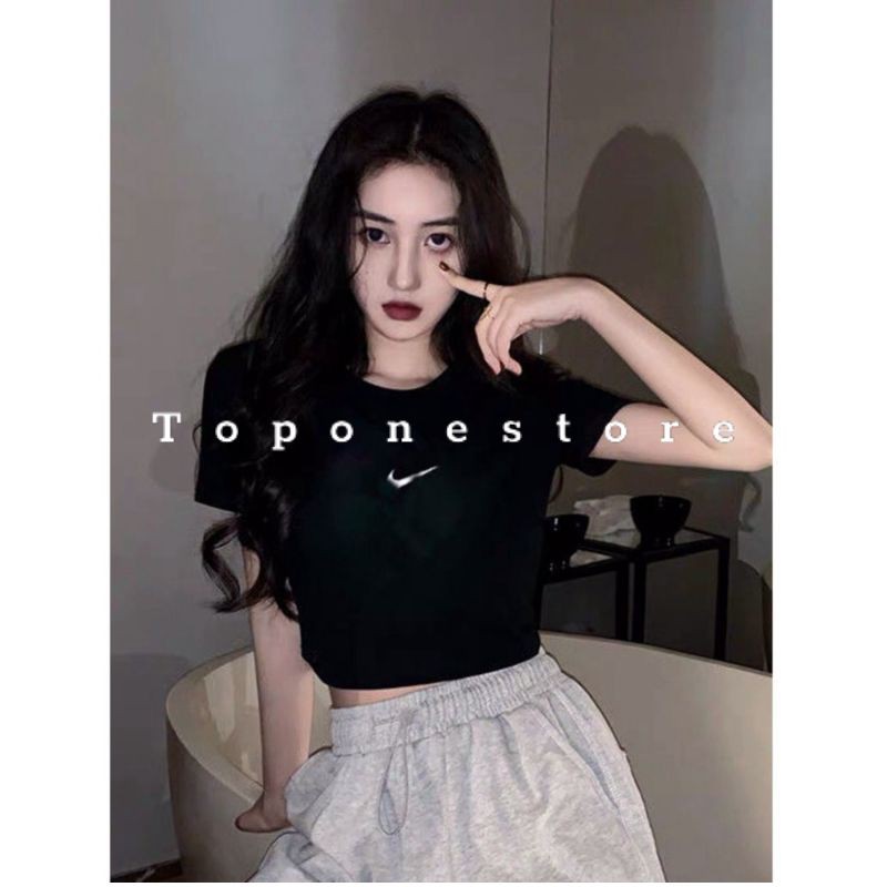 Áo croptop nữ cổ tròn tay lỡ họa tiết NI vảy/ Áo thun nữ dáng ngắn trẻ trung năng động _TOPONESTORE