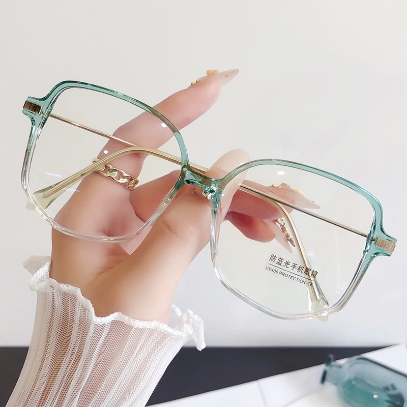 Mắt Kính Gọng Vuông Lớn Chống Ánh Sáng Xanh Cho Nữ