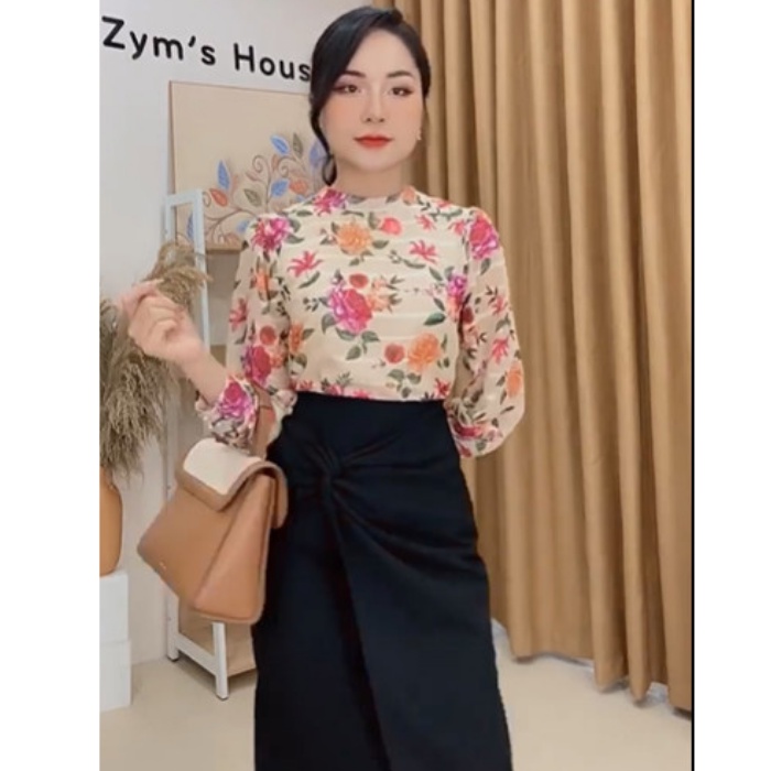 Áo Thiết Kế Công Sở Họa Tiết Hoa Cổ Tròn Zym's House - K243