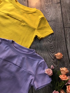 Áo croptop khoét ngực