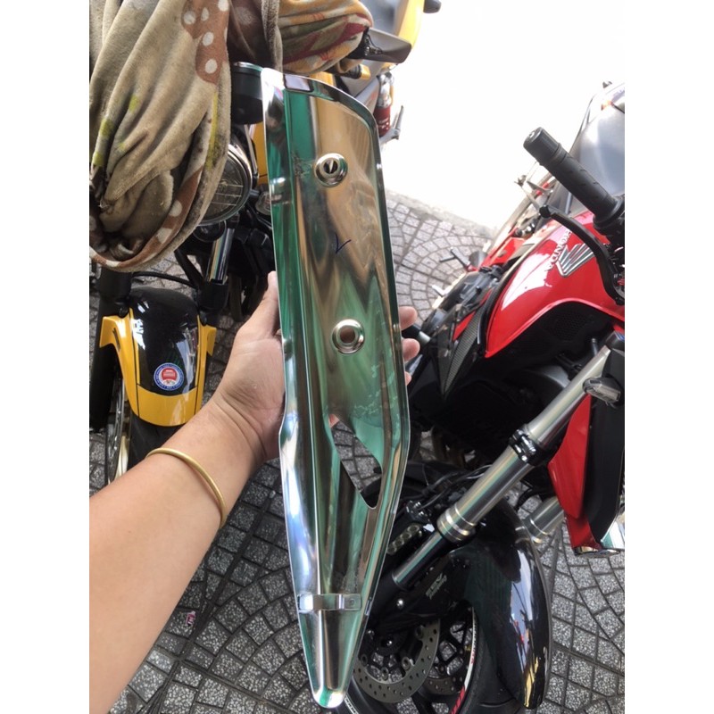 Ốp pô Future 2020