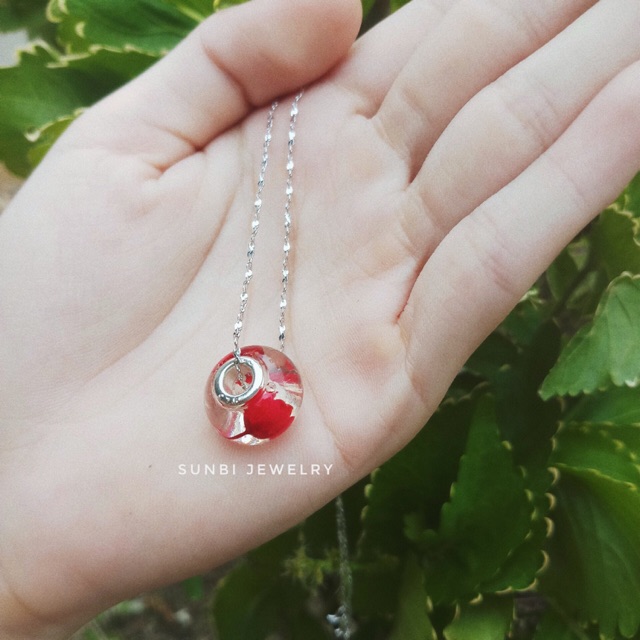 Dây chuyền resin hoa thật handmade