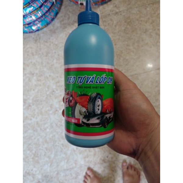 Keo tự vá cho lốp không săm  và lốp có săm có tặng  kèm hạt  cao su non.
