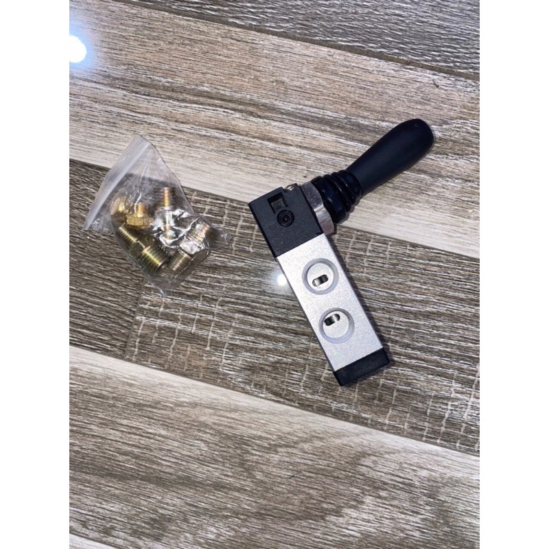 Sản phẩm gia đình làm: Tay chuyển tầng 8652211 EQ140