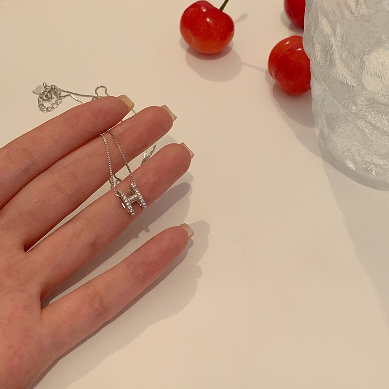 Vòng cổ Mặt Chữ H Đính Pha Lê Lấp Lánh 3D Cho Nữ