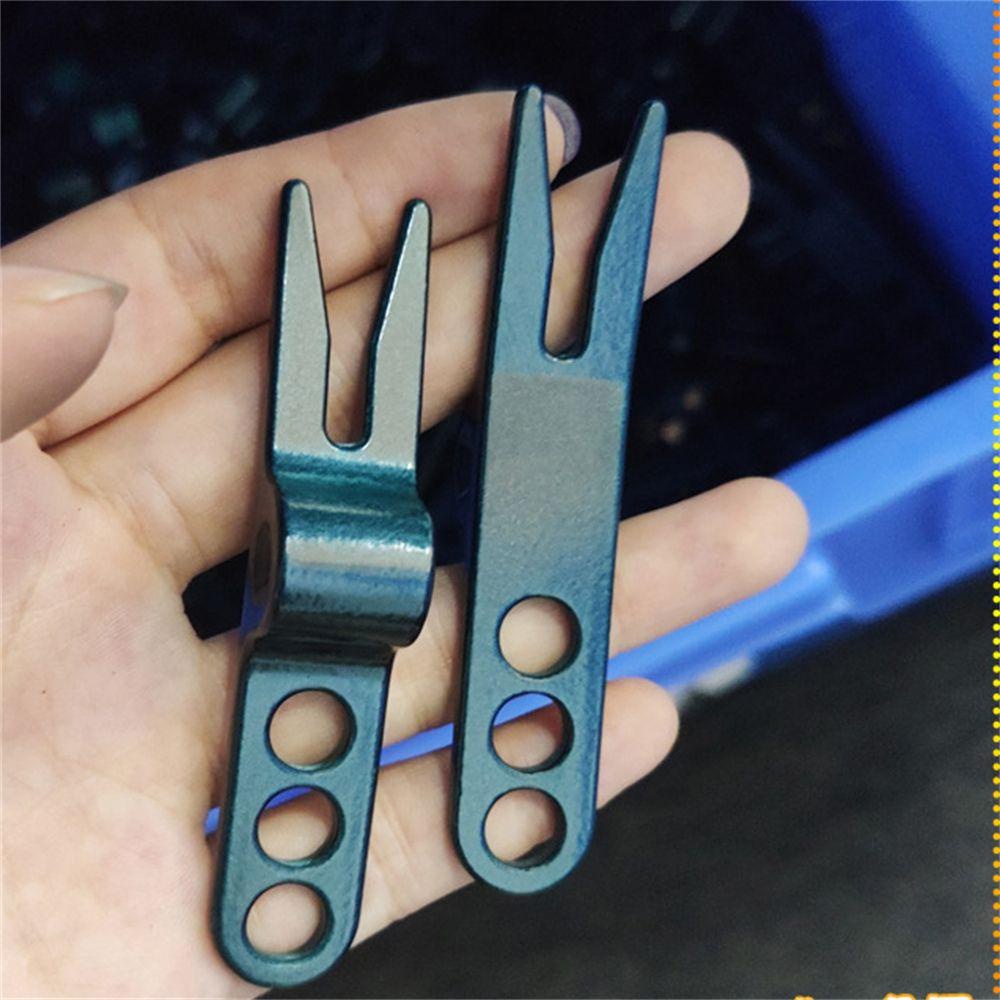 Nĩa Màu Xanh Lá Cây Đa Năng Hỗ Trợ Luyện Tập Đánh Golf
