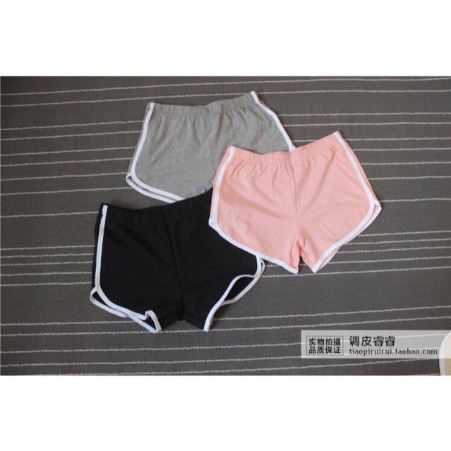 ......  quần đùi nữ hot hot