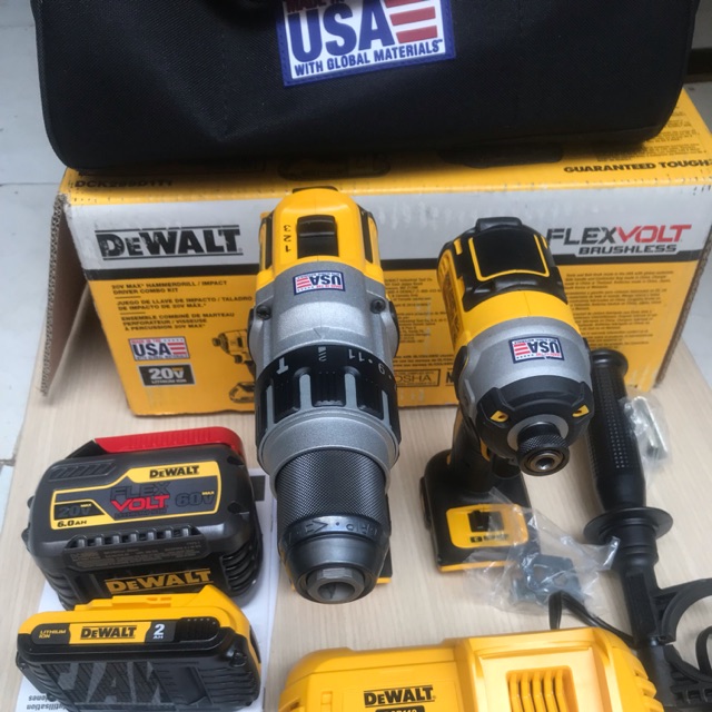 Combo DEWALT DCK2888D1T1