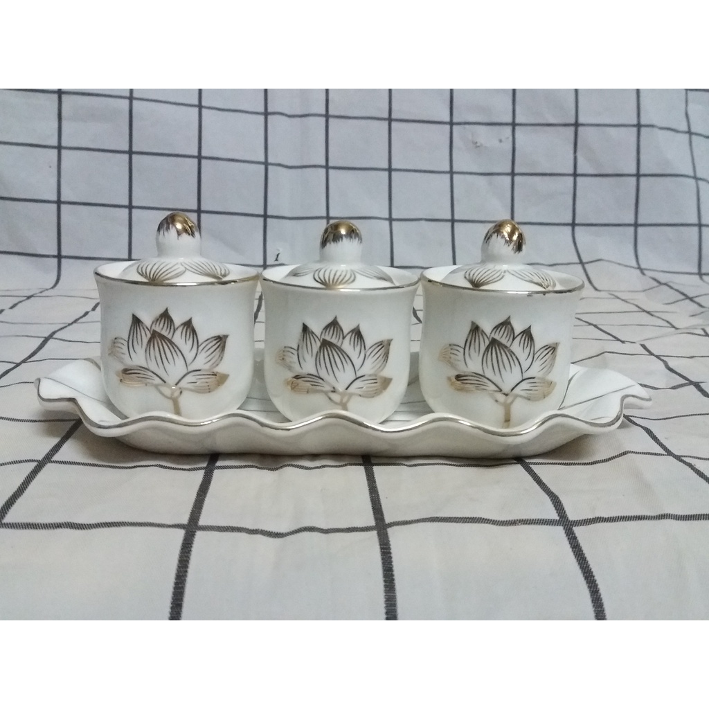 Bộ 3 chung nước có nắp thờ cúng