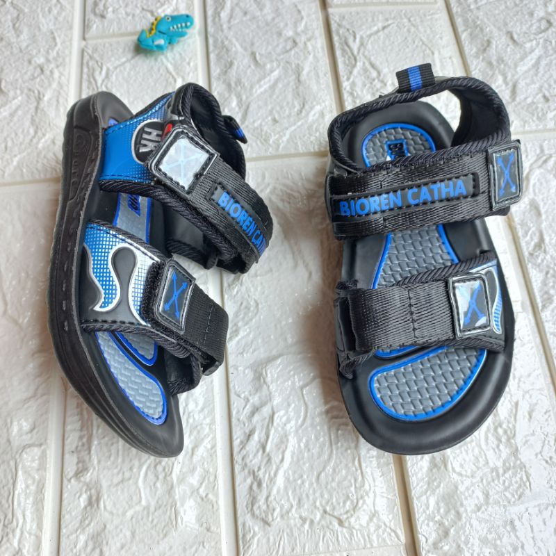 Dép quai hậu bé trai từ 1 đến 8 tuổi.Sandal bé trai hàng công ty