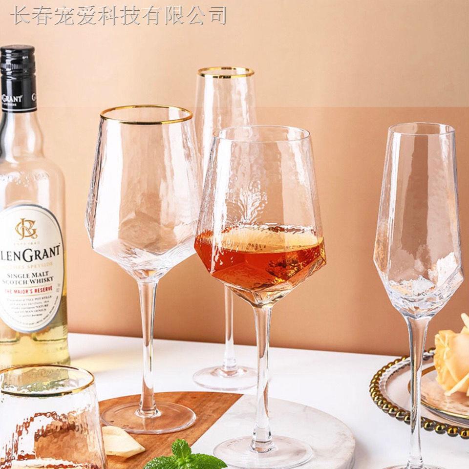 Ly Uống Rượu Bằng Thủy Tinh Họa Tiết Kim Cương Kiểu Dáng Sang Trọng Cao Cấp