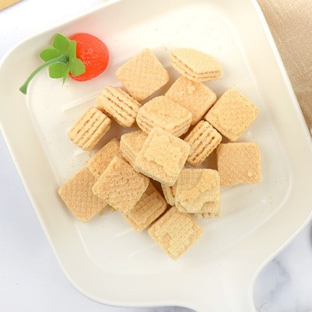 Bánh xốp ăn vặt Run around cho Hamster