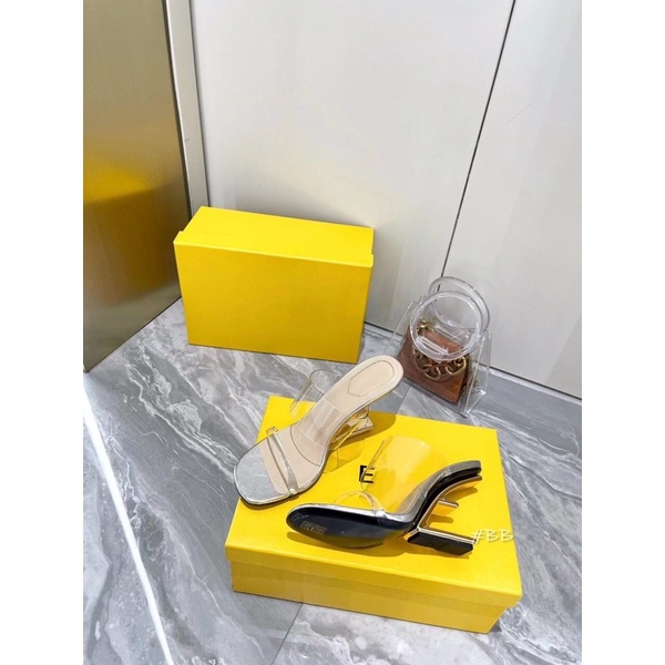 GUỐC MICA FENDI CỰC CHẤT