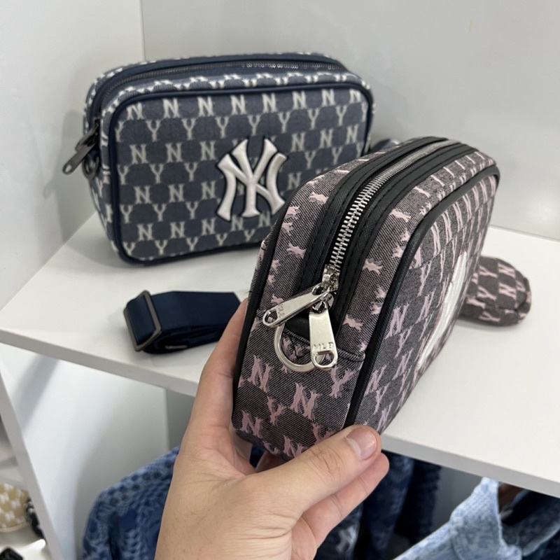 Túi Đeo Chéo M L B Mono 3 Màu Cao Cấp Size 23 TQXK