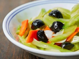 TỎI ĐEN MỘT NHÁNH