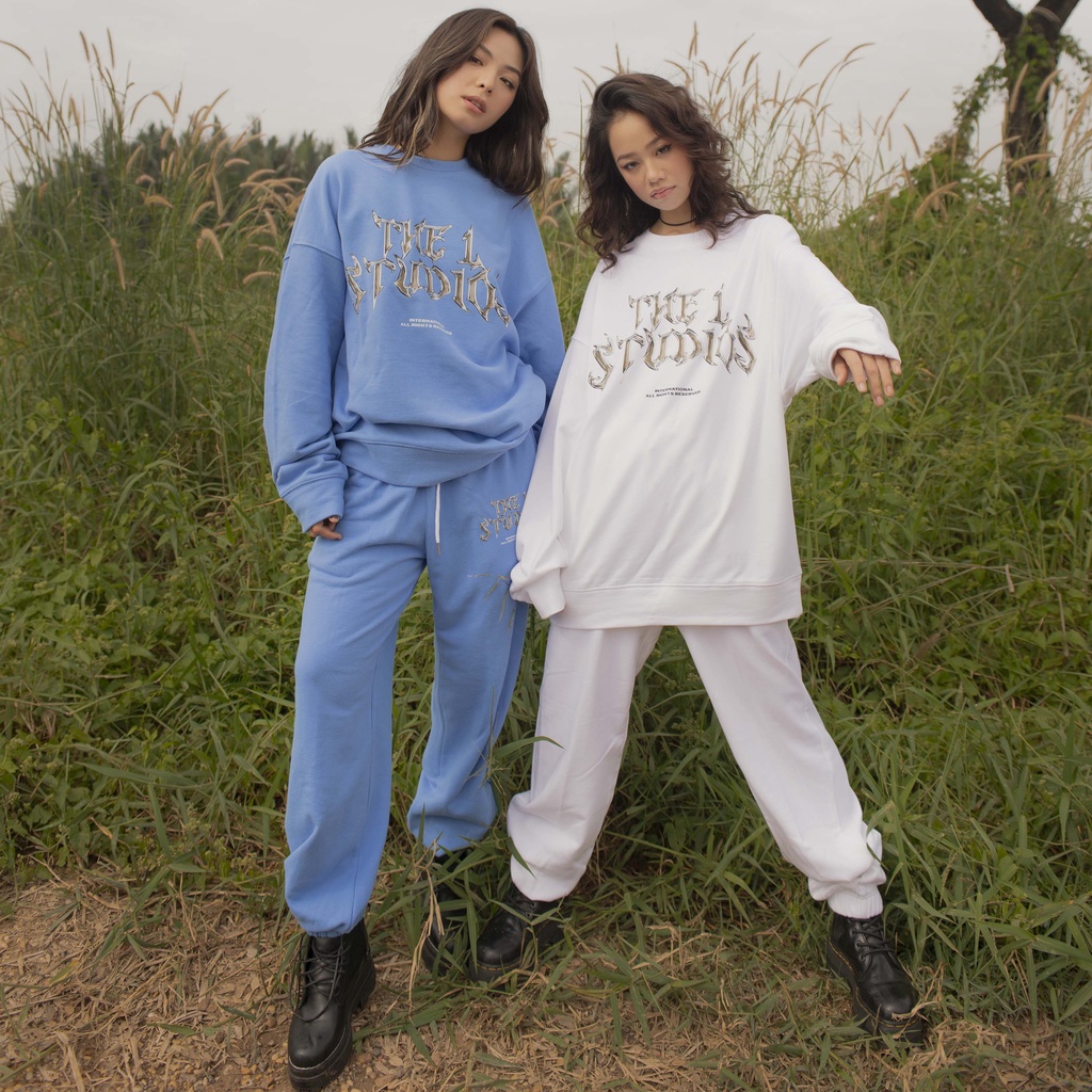 THELSTUDIOS Quần nỉ sweater form rộng Logo Metal