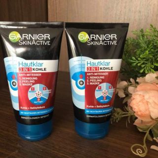 Sữa rửa mặt Garnier SkinActive 3 in 1 ngăn ngừa mụn đầu đen